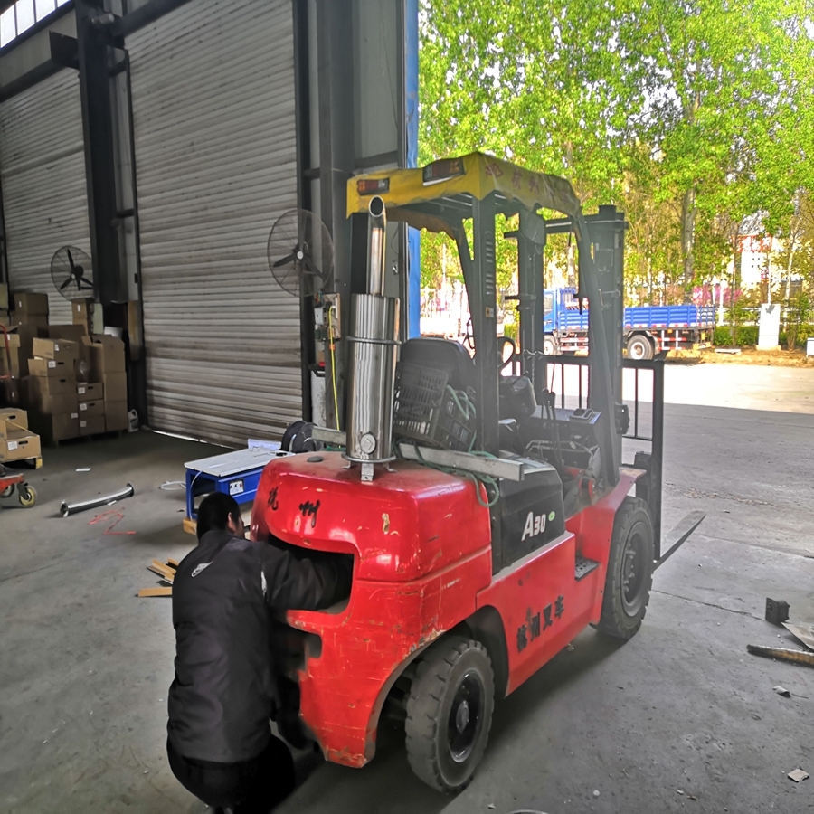 綠昊環(huán)保叉車尾氣凈化器尾氣過濾器檢測合格環(huán)保綠標廠家直銷
