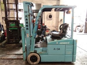 1.5噸豐田三支點(diǎn)二手日本原裝進(jìn)口電瓶叉車(chē)租售