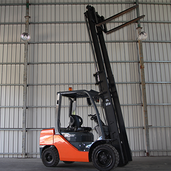 TOYOTA 中古柴油堆高機(jī)