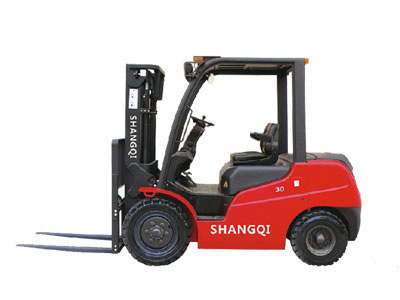  2.0-3.5T 內(nèi)燃叉車(chē)