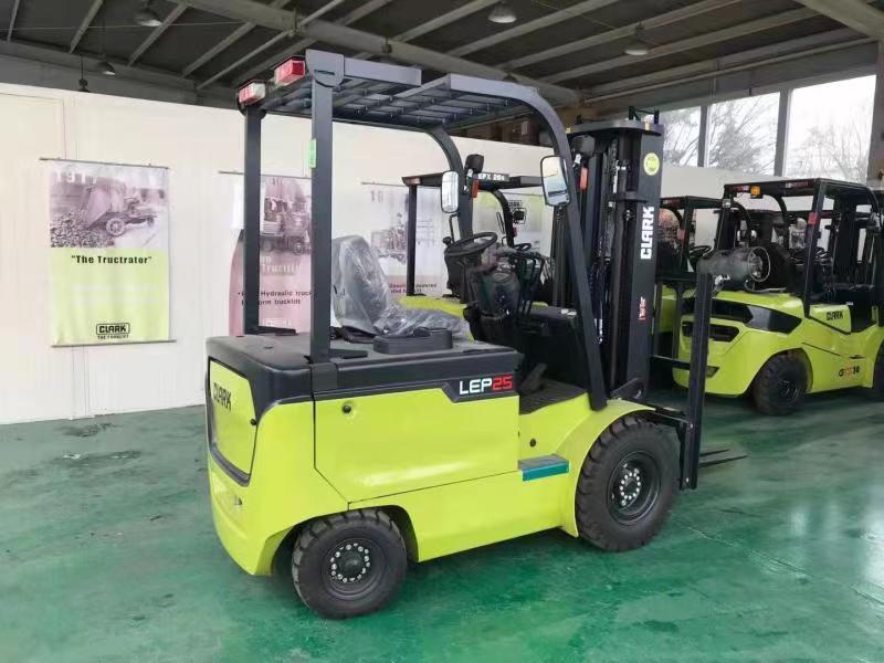 2.5噸電動(dòng)叉車克拉克叉車