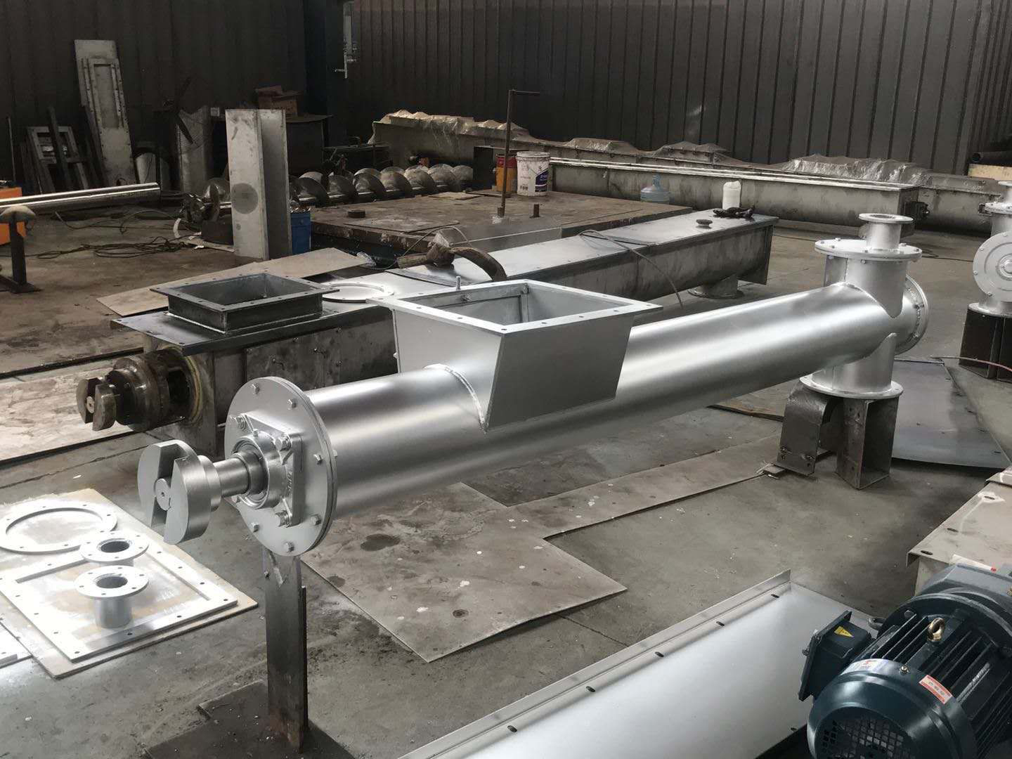 水平無軸螺旋輸送機(jī) 管式水泥上料機(jī)u型螺旋輸送機(jī)上料機(jī)提升機(jī)蛟龍螺旋葉片工業(yè)不銹鋼螺旋輸送機(jī)