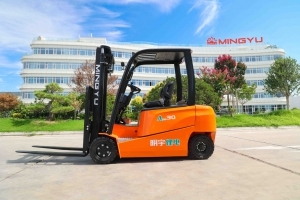 明宇A30電動平衡重式叉車