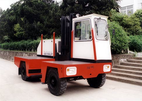 蘇州福馬3噸側(cè)面叉車 CCC-3A