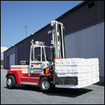  瑞典斯維叉車(chē)(SVETRUCK)13.6噸紙類(lèi)專(zhuān)用搬運(yùn)叉車(chē) 136120-35