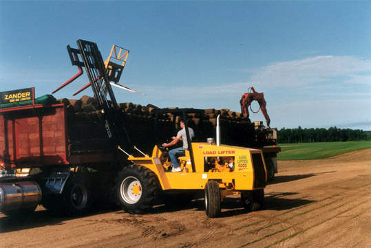 美國羅德(LOAD LIFTER)5,000磅內(nèi)燃平衡重叉車 AGRI-LIFTER