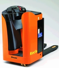 上海洛可拉(Rocla)站駕式電動(dòng)托盤(pán)搬運(yùn)叉車(chē) 站駕式電動(dòng)托盤(pán)搬運(yùn)叉車(chē)