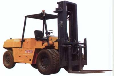 大連8噸柴油液力傳動(dòng)叉車  CPCD80C 