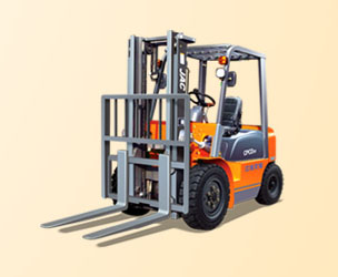 江淮重工1.8噸內(nèi)燃柴油平衡重叉車 CPCD18