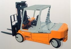 意大利卡瑞佛(CARER)R100CHSR平衡重四輪電動叉車 R100CHSR