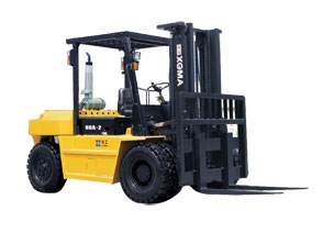 廈門(mén)廈工6噸內(nèi)燃平衡重叉車(chē)