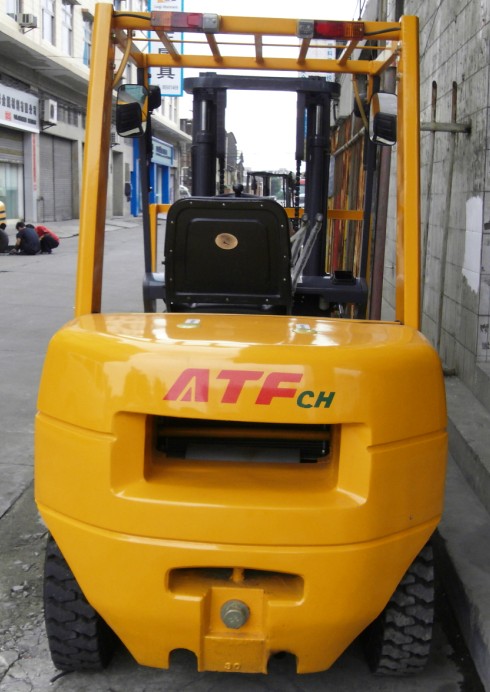 全新ATF國(guó)產(chǎn)2.5T叉車 FC25