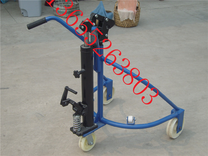 專業(yè)生產(chǎn)油桶搬運車，電動油桶車