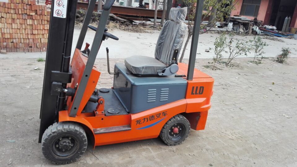 電動叉車，電動叉車圖片 LLD-15