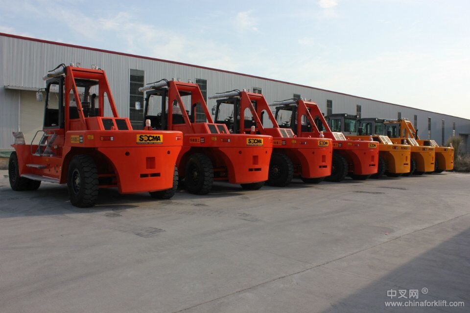 供應鋼鐵20噸叉車廠家石材25噸叉車報價集裝箱28噸叉車價格 HNF200-280