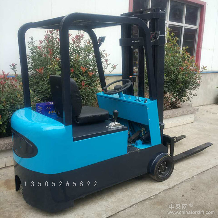 江蘇前驅(qū)三輪電動叉車廠家 CPD