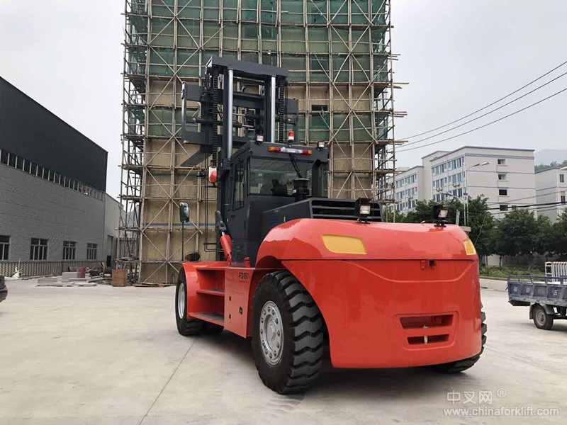 國產(chǎn)25噸內(nèi)燃叉車25噸重型柴油叉車2019價(jià)格行情走勢(shì) XHC250